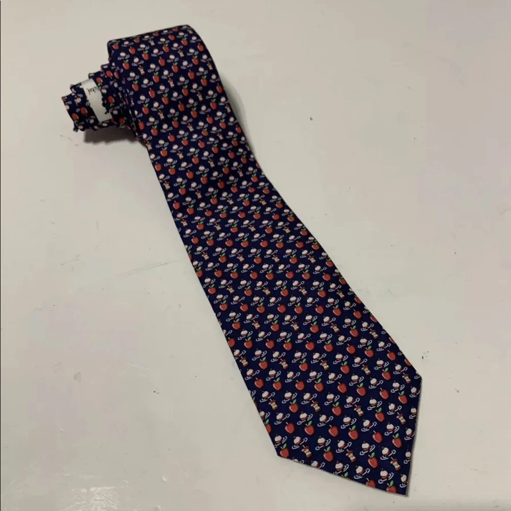 Vineyard Vines Bobbing For Apples Silk Boys Tie - Picture 1 of 8